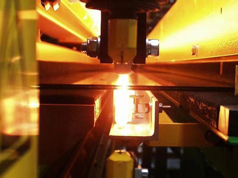 Mirror coating drying lamp